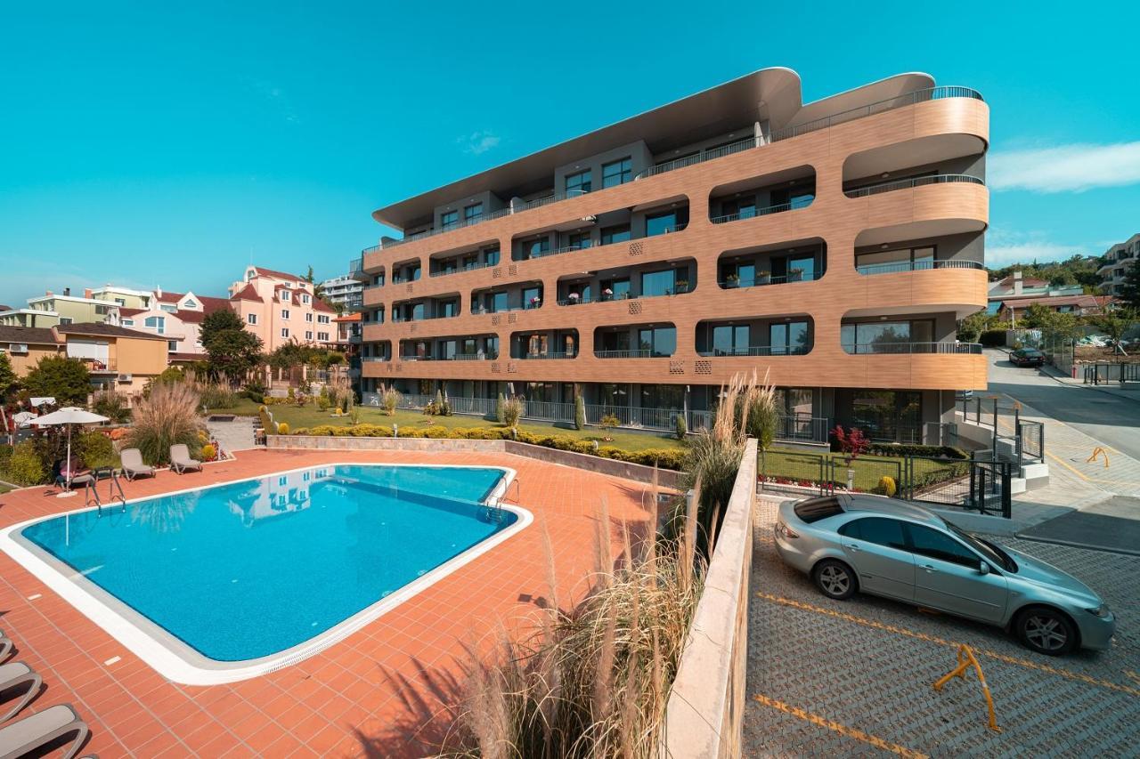 Nobile Apartment - Coral Residence Complex With Parking & Pool Varna Extérieur photo
