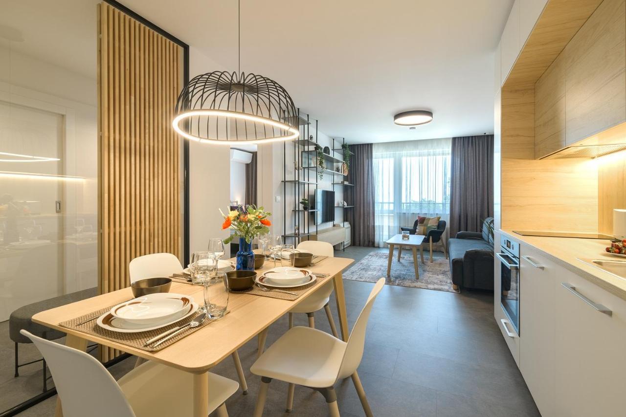 Nobile Apartment - Coral Residence Complex With Parking & Pool Varna Extérieur photo